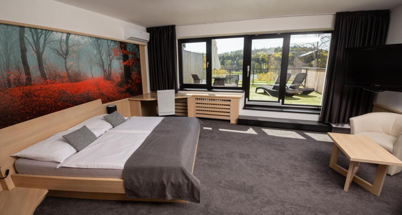 Hotel Kras Jedovnice Buitenkant foto