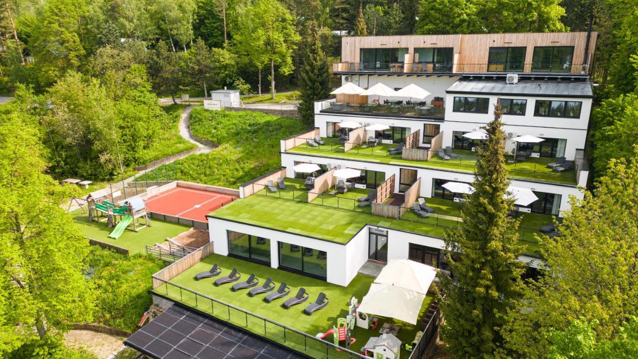 Hotel Kras Jedovnice Buitenkant foto